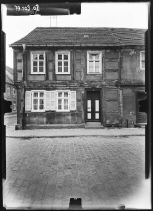 Neuruppin, Seestraße 9. Wohnhaus. Straßenfront