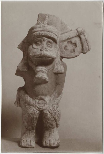 Clay figure (fragment)