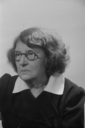 Porträt der Schriftstellerin Lu Märten : Porträt von Lu Märten