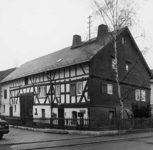 Löhnberg, Löhnberger Straße 30