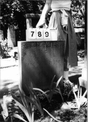 Grabstein 789