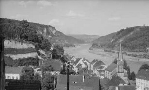 Johanneskirche : Stadtmitte mit Burg, Johanneskirche und Markt. Blick elbaufwärts gegen Rathen, Waitzdorfer Höhe und Rauenstein