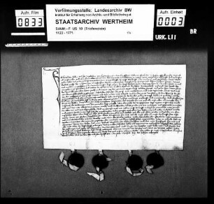 Kaufbrief des Heintz von Riedern und seiner Frau Magdalena von Liechtenstein über einen Hof zu Karbach, den sie dem Kloster Triefenstein um 100 fl. verkauft.