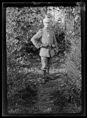 Seemüller in Maurepas (Dep. Somme, Frankreich) mit Eisernem Kreuz
