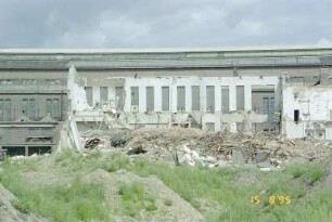 110 kV-Schalthaus (Reste), h Maschinenhaus Werk II, von SW