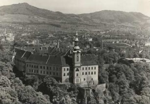 Tetschen (heute Decín). Stadtteilansicht mit Schloß. Blick von der Schäferwand
