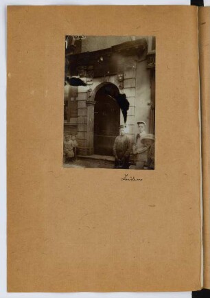 Tor, Leiden: Ansicht (aus: Skizzen- und Fotoalbum 27)