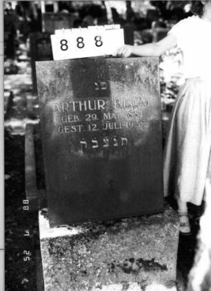 Grabstein 888