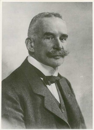 Dr. Franz Feist