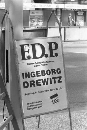Wahlkampfveranstaltung der Karlsruher FDP mit Schriftstellerin Ingeborg Drewitz im Oberrheinischen Dichtermuseum