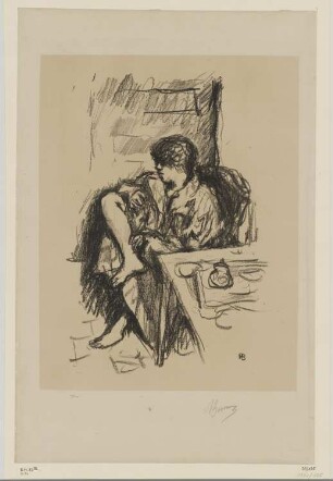 Sitzende Frau bei der Toilette