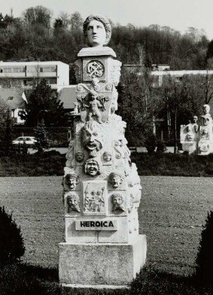 Stele Heroica