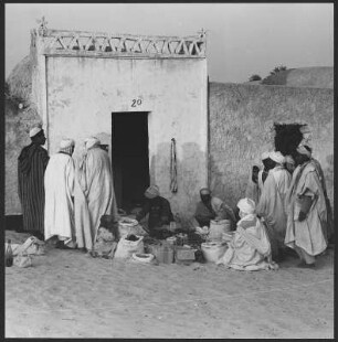 Händler in der Souf-Region : Händler in der Souf-Region in der Nähe der Stadt El Oued.