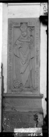 Schöntal Kloster Schöntal Abteikirche Sankt Joseph Nördliche Langhauswand Relief des Abt Sebastian I. Stattmüller (gestorben 1557)