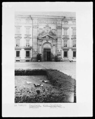 Hauptportal