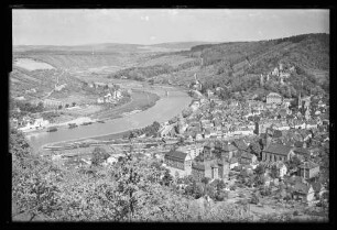 Blick aus Richtung Wartturm auf Mainspitze, Burg, Altstadt und z.T. Kreuzwertheim mainaufwärts