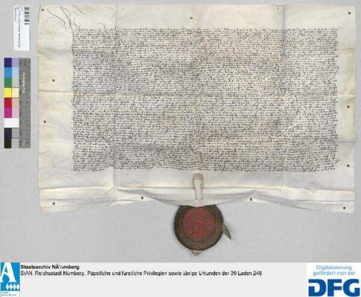 Der römische König Friedrich III. verschiebt die Entscheidung des Streits zwischen Markgraf Albrecht von Brandenburg einerseits und der Stadt Nürnberg andererseits wegen Rückgabe der Schlösser Lichtenau, Bruckberg, Uehlfeld und Lonnerstadt an die Stadt auf die namens des Markgrafen durch Peter Knorr, Propst zu Wetzlar, Hanns von Seckendorff genannt Abendar, Michael Jacobi, Dechant, und Wenzel Reynman, Chorherrn zu Ansbach, vorgebrachte Einrede, dass der Markgraf die ihm durch Heinrich Marschalkh von Pappenheim überantwortete kaiserliche Ladung um merklicher Gebrechen willen nicht für eine Ladung nach Laut der "Richtung" halte, auf den nächsten Freitag nach St. Johanns tag zur Sunnwenden. - Siegler: der Aussteller.