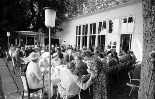 Chemiker; Bayrisches Frühstück im Spielkasino Lindau 1.7.: Gesamtansicht der Tische; 1. Tisch mit Ehepaar Todd