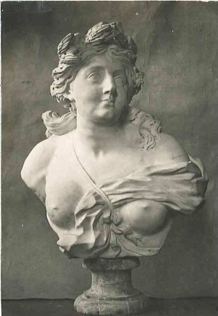 Weibliches Brustbild