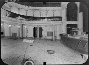Putbus, Markt 13. Theater (Theater Vorpommern, 1819-1821; W. Steinbach). Zuschauerraum