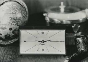 Synchronwecker-Uhr "Stockholm" der ESGE GmbH