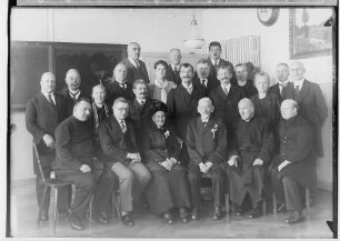 Eiserne Hochzeit im Altersheim Gammertingen; Gruppenbild mit Verwandtschaft