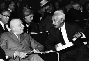 16. Tagung 1966 Mediziner; Im Vortragsaal: Otto H. Warburg, Severo Ochoa