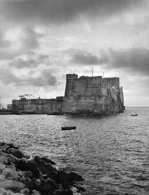 Neapel-Santa Lucia. Castel dell'Ovo (701/800; Umbau 1100/1300)