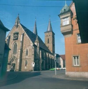 Gerolzhofen. Blick zur Stadtpfarrkirche Heilige Maria vom Rosenkranz und Heilige Regiswindis (1436-1479, Steigerwalddom)