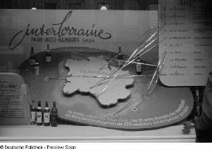Ausstellungsvitrine der Firmengruppe interlorraine aus Frankreich