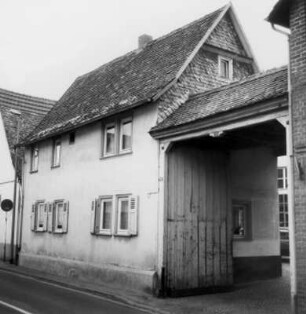 Liederbach, Alt Niederhofheim 66