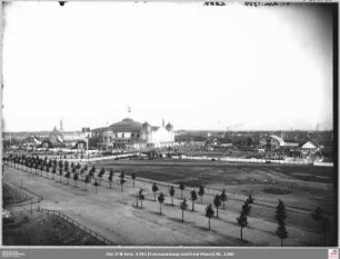 Sängerfest: Festhalle mit Festplatz von Nordwesten