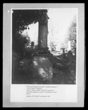 Grabstein Säule