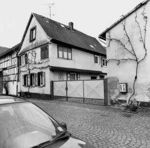 Rosbach vor der Höhe, Hauptstraße 4