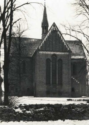 Neukloster. Ehem. Zisterzienserinnenkloster Sonnenkamp. Klosterkirche. Ansicht von Osten