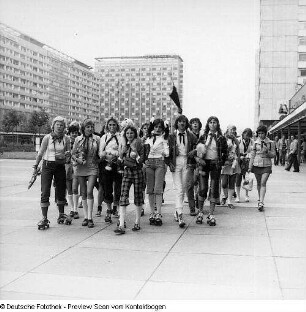 Fotoausstellung, Eröffnung Genosse Hager