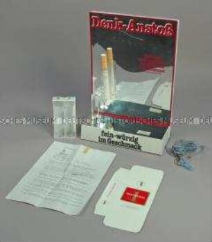 Werbeaufsteller (Display) mit Aufbauanleitung für "Reemtsma No 1"-Zigaretten