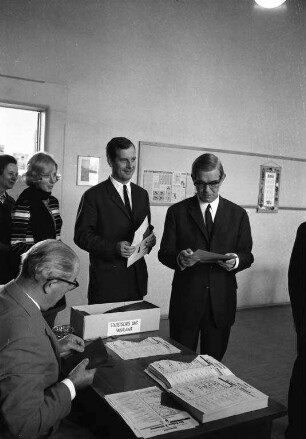 Stimmabgabe zur Bundestagswahl am 28. September 1969.