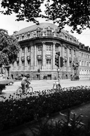 Freiburg i. Br.: Dresdner Bank in der Kaiser-Joseph-Straße