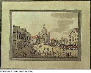 Dresden. Neumarkt mit Truppenschau