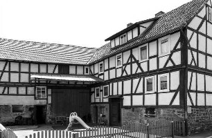 Wohnhaus und Stall (Hofreite, Fachwerk); Frankenberg, Ringstraße 10, Ringstraße 12