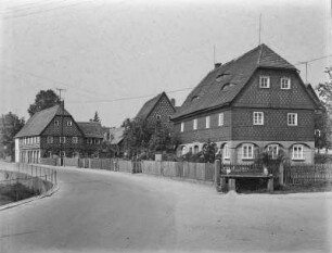 Niedercunnersdorf. Blick auf die Dorfstraße