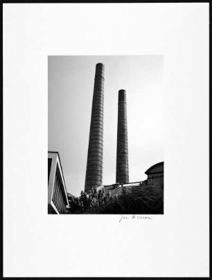 Köln. GEW Köln AG (Gas-, Elektrizitäts-und Wasserwerke Köln), Schornsteine