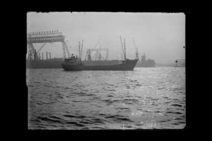 Bernd Becker (1955), Frachtschiff, Aarnold Becker, Hamburg, Bau-Nr. 392
