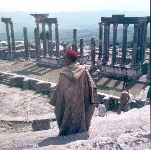 Dougga (antiker Name: Thugga). Reste des römischen Theaters