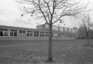 Max-Planck-Gymnasium. Protest des Elternbeirats gegen die Raumnot