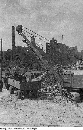 Dresden, Grunaer Straße. Wohnblocks, Baubeginn, Juni 1951