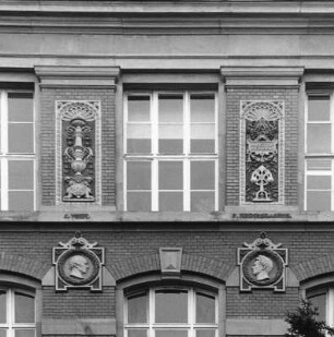 Altes Hauptgebäude der Technischen Hochschule; Darmstadt, Hochschulstraße 1