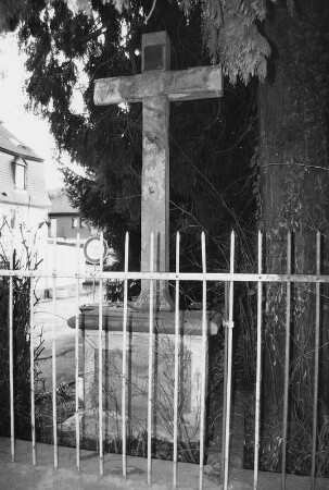 Wegekreuz; Bensheim, Nibelungenstraße 35