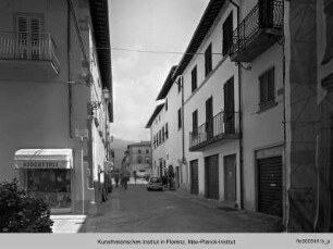 Piazza San Filippo Neri, Castelfranco di Sopra